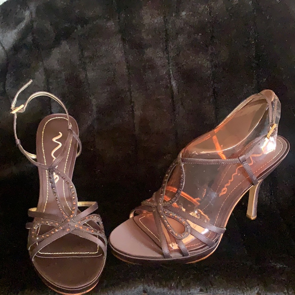 Brown strap he stiletto sandals with orange rhinestone detail